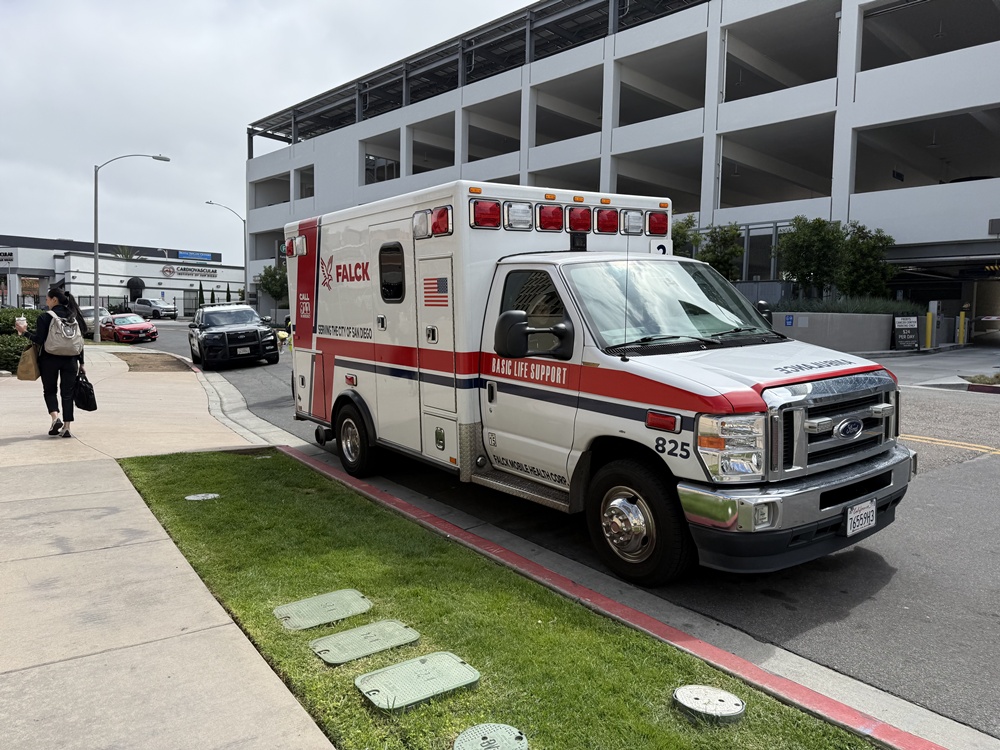 Denver, CO - Two Hurt in Accident on W Mexico Ave near S Sheridan Blvd